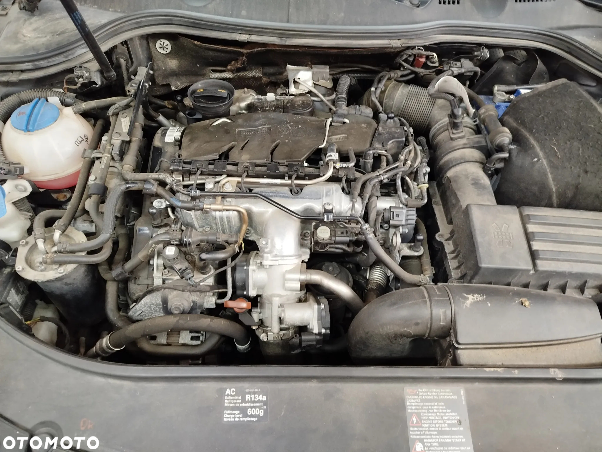 VW Passat B6 2.0 TDI CR pas przedni - 4