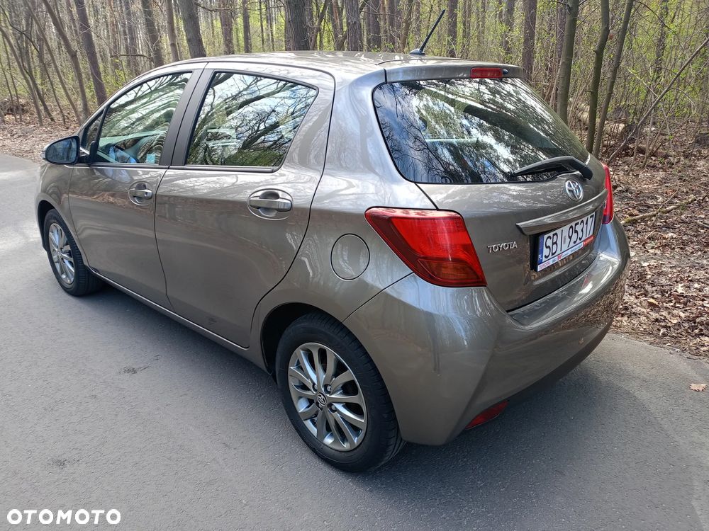 Toyota Yaris 1.33 Premium MS - 4