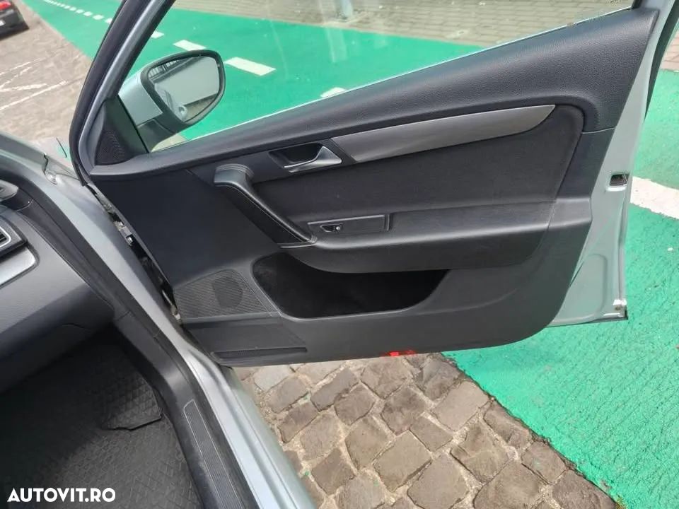 Volkswagen Passat 2.0 TDI BlueMotion Tehnology DSG Comfortline - 11