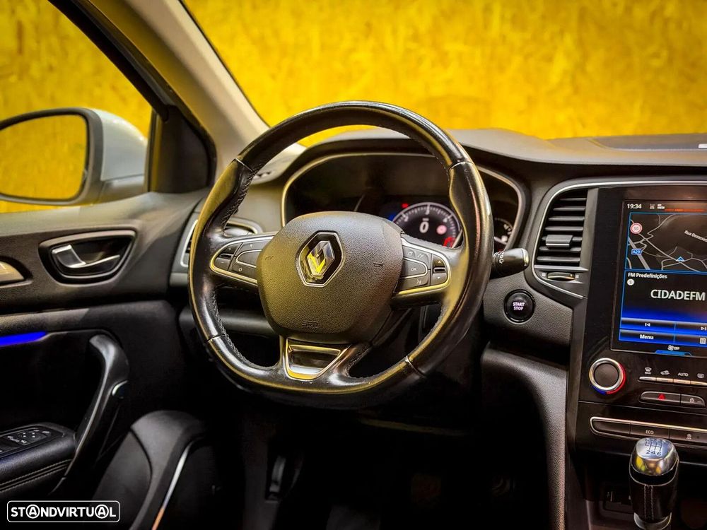 Renault Mégane 1.5 dCi Bose Edition - 11