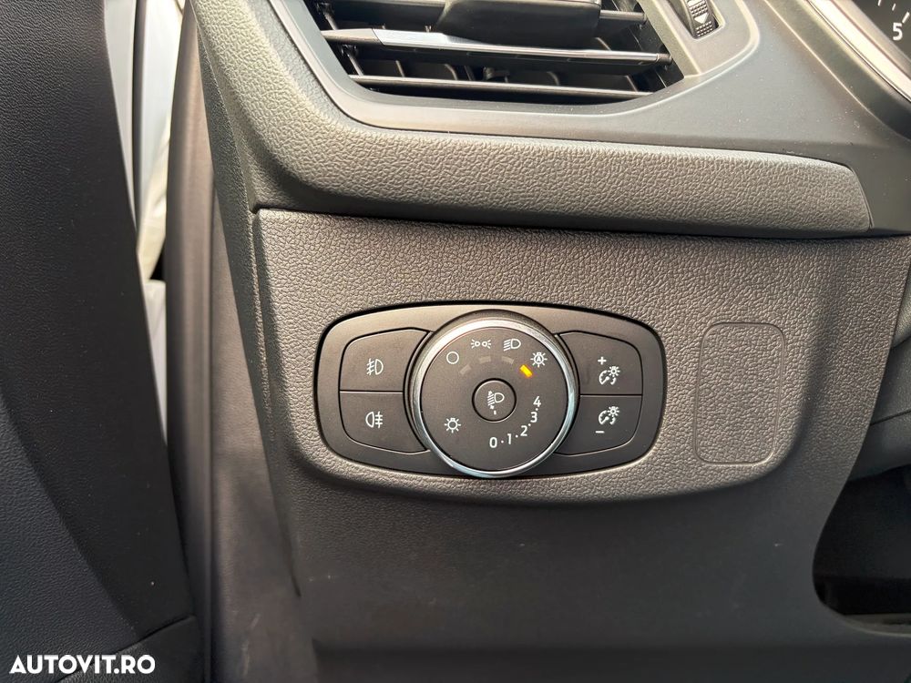 Ford Focus 1.0 EcoBoost Connected - 18