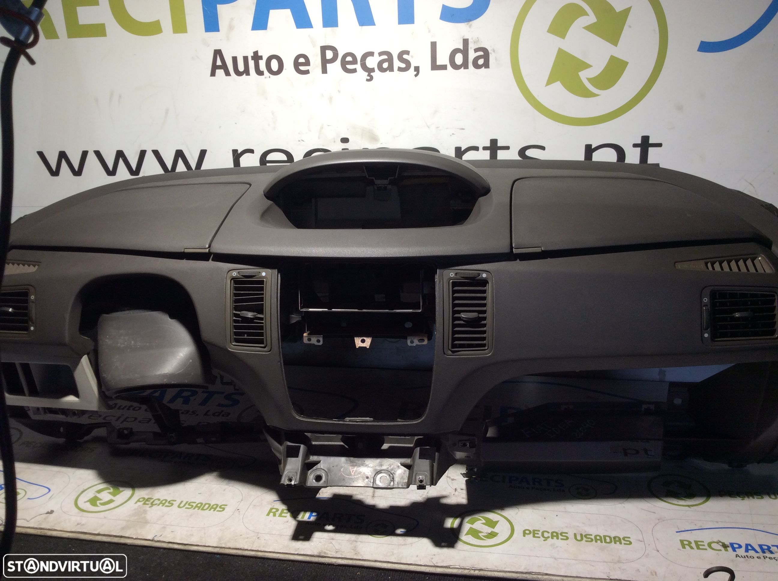 Tablier Fiat Idea - 1