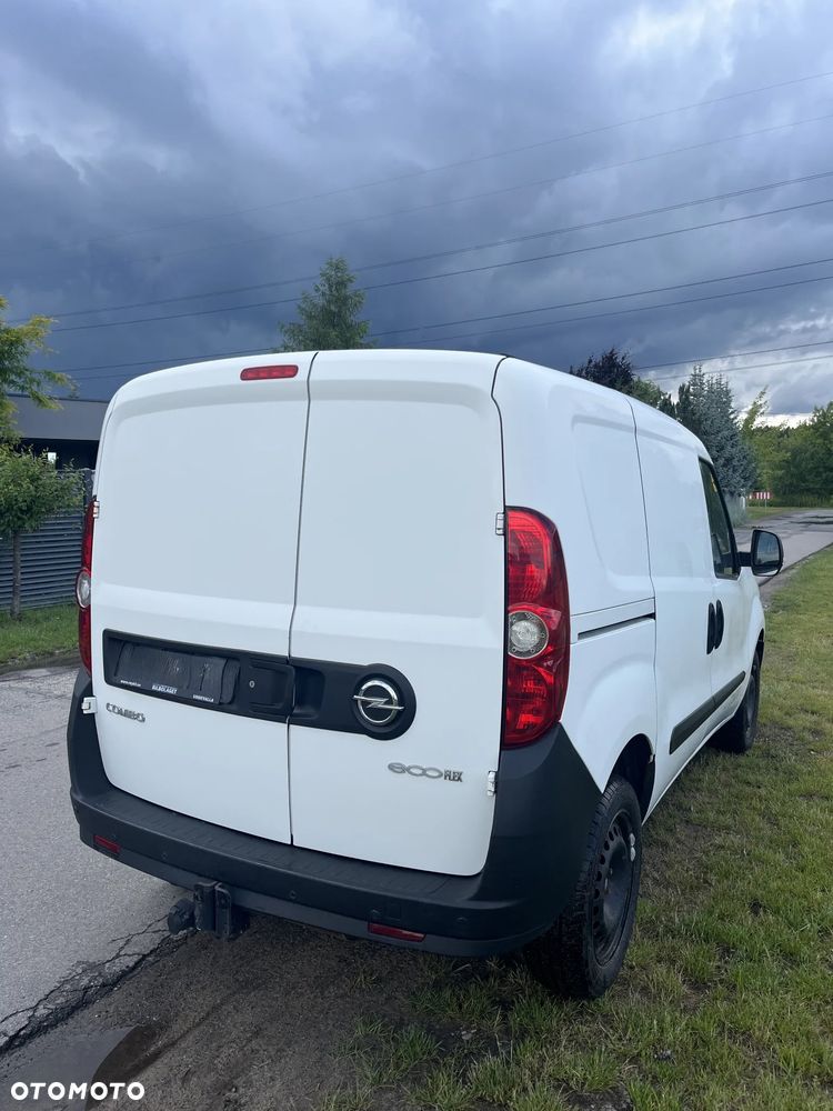 Opel Combo - 8