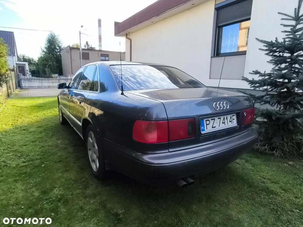 Audi A8 - 2
