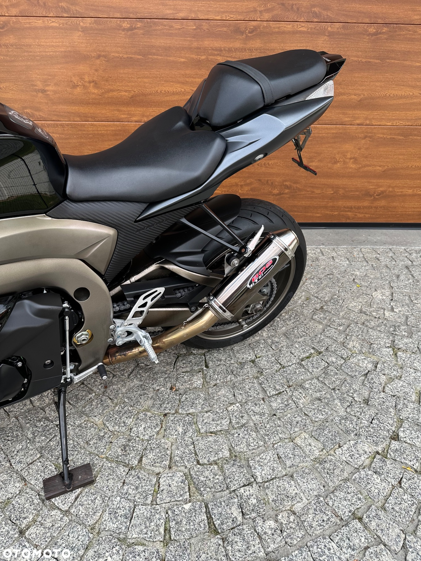 Suzuki GSX-R - 19