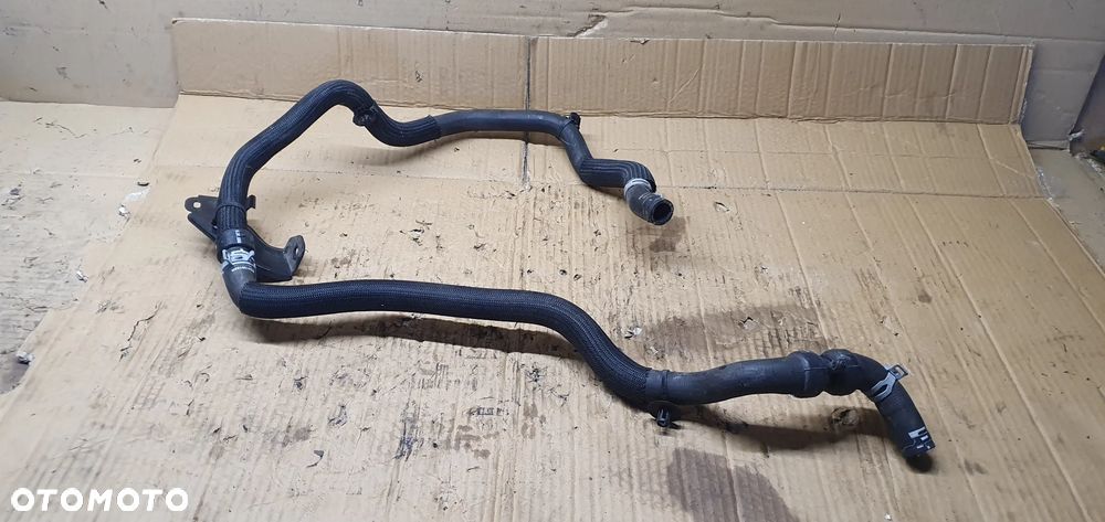 Króciec wąż wody płynu Renault Trafic III Vivaro B 924106084R 93456076 924106155R 93450198 - 1