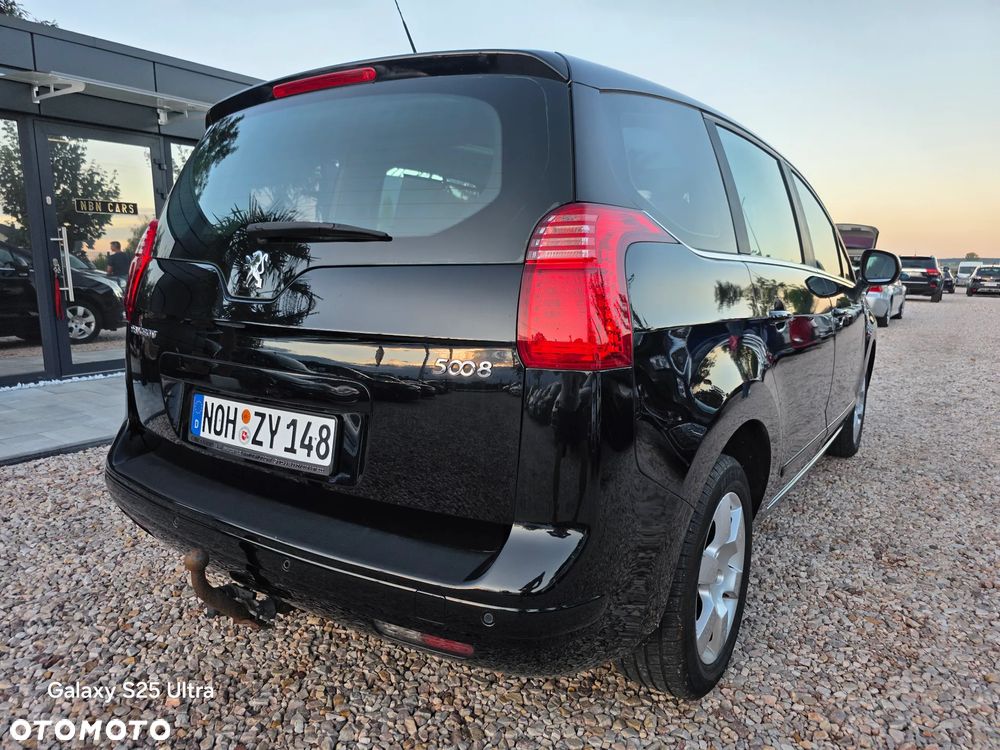 Peugeot 5008 - 11