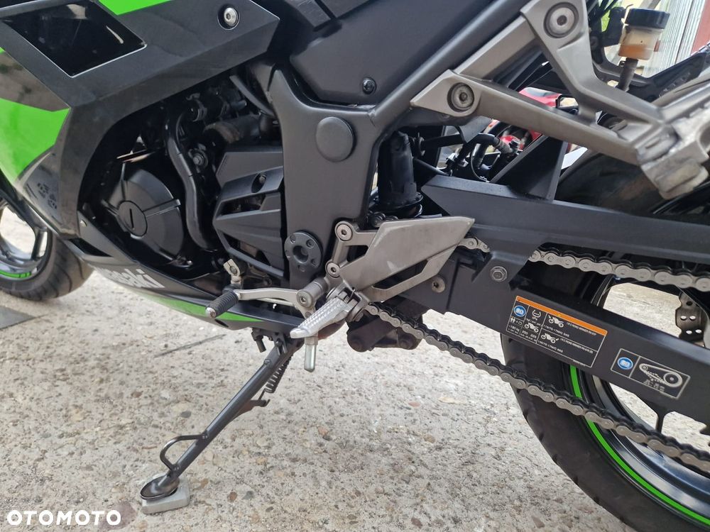 Kawasaki Ninja 300 ABS - 27