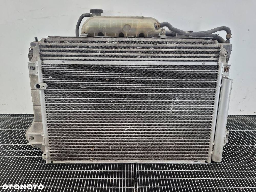 KOMPLET CHŁODNIC WODY KLIMATYZACJI WENTYLATOR TOYOTA AVENSIS T25 2.2 D - 6