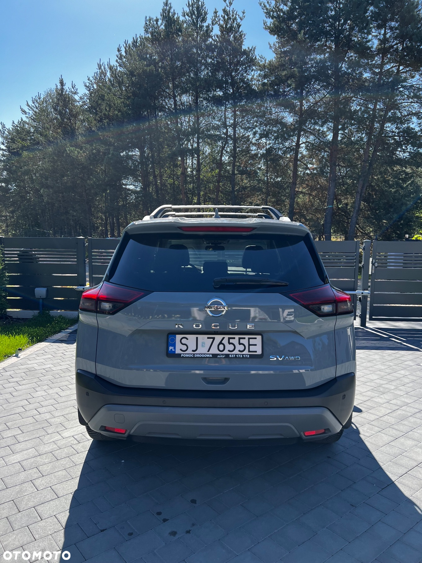 Nissan Rogue - 2
