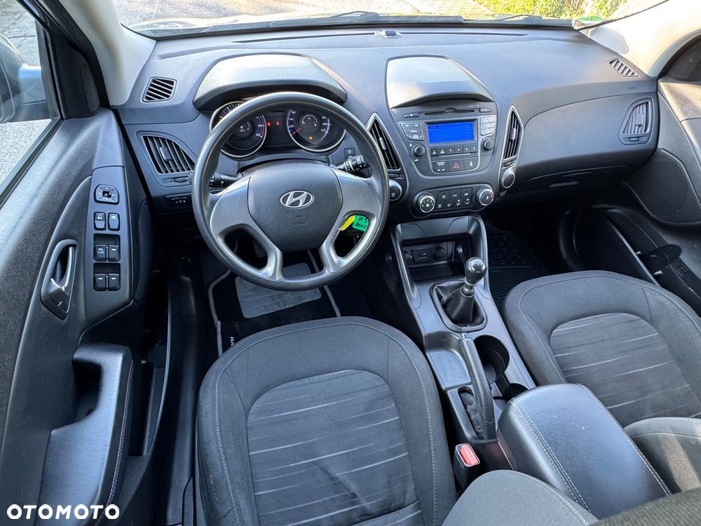 Hyundai Tucson blue 1.6 GDi 2WD Intro Edition - 13