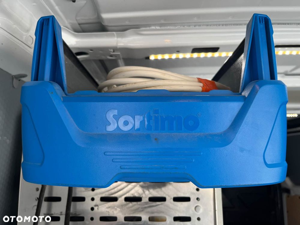 Ford Transit Custom LONG - 16