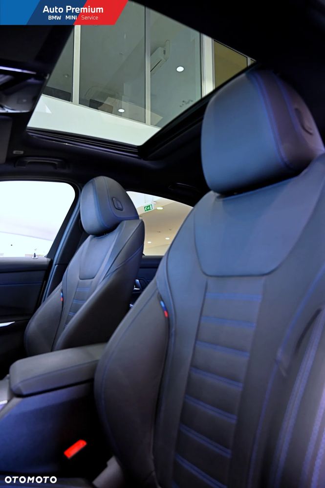 BMW Seria 3 320d xDrive M Sport - 17