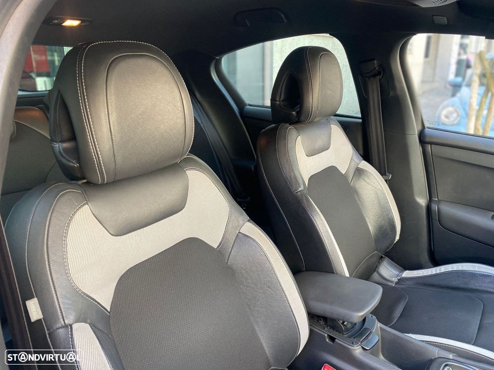 Citroën DS4 1.6 HDi So Chic - 22