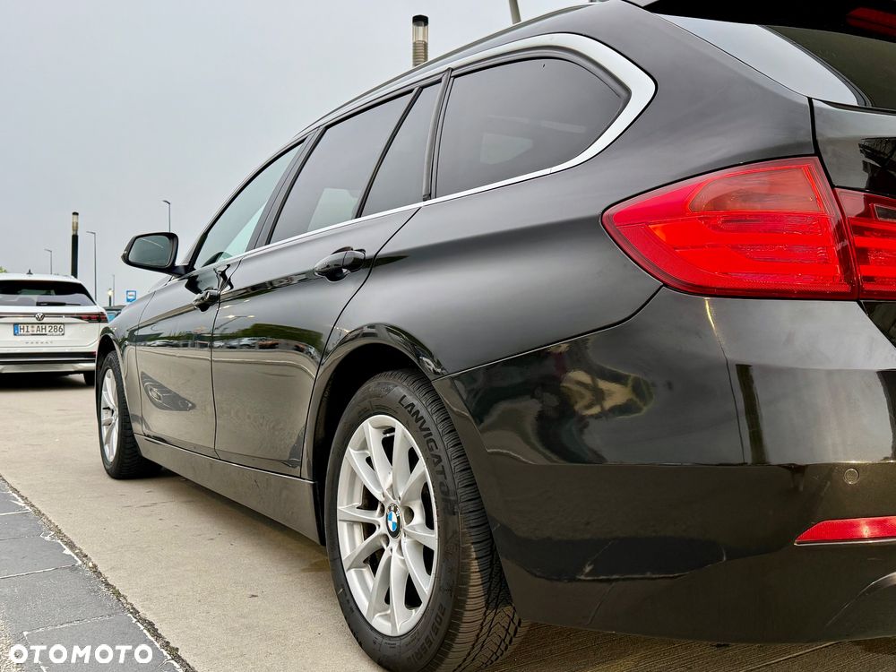 BMW Seria 3 320d Efficient Dynamics Edition - 3
