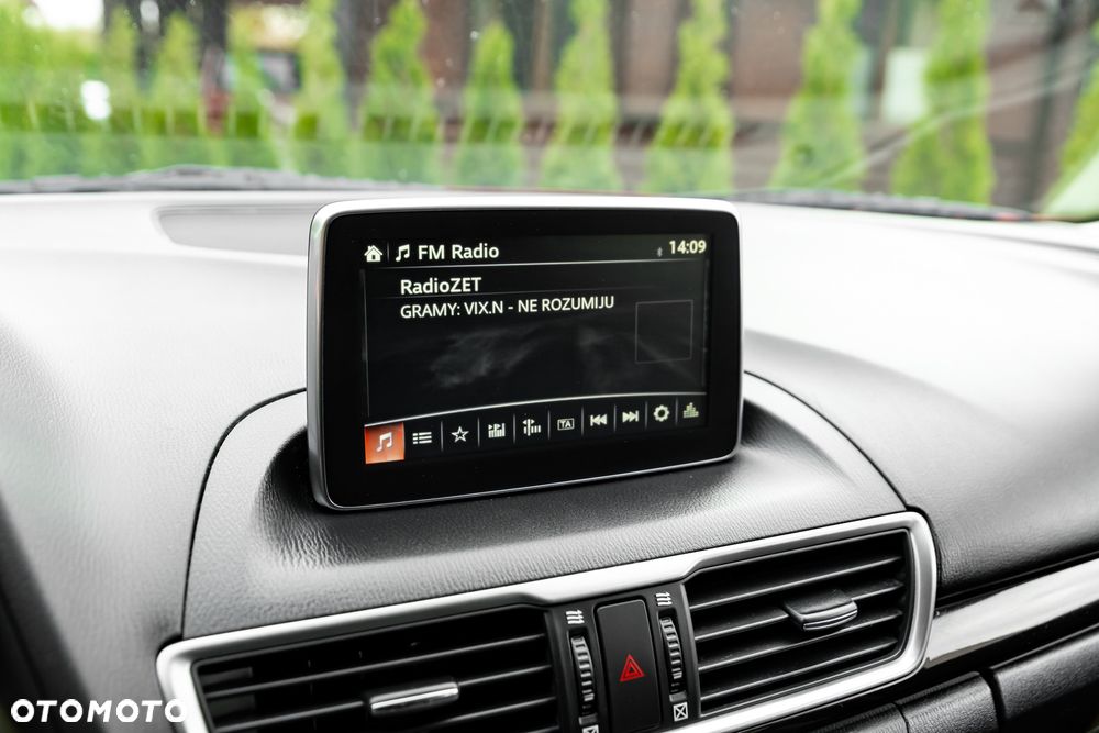 Mazda 3 SKYACTIV-G 120 NAKAMA - 34