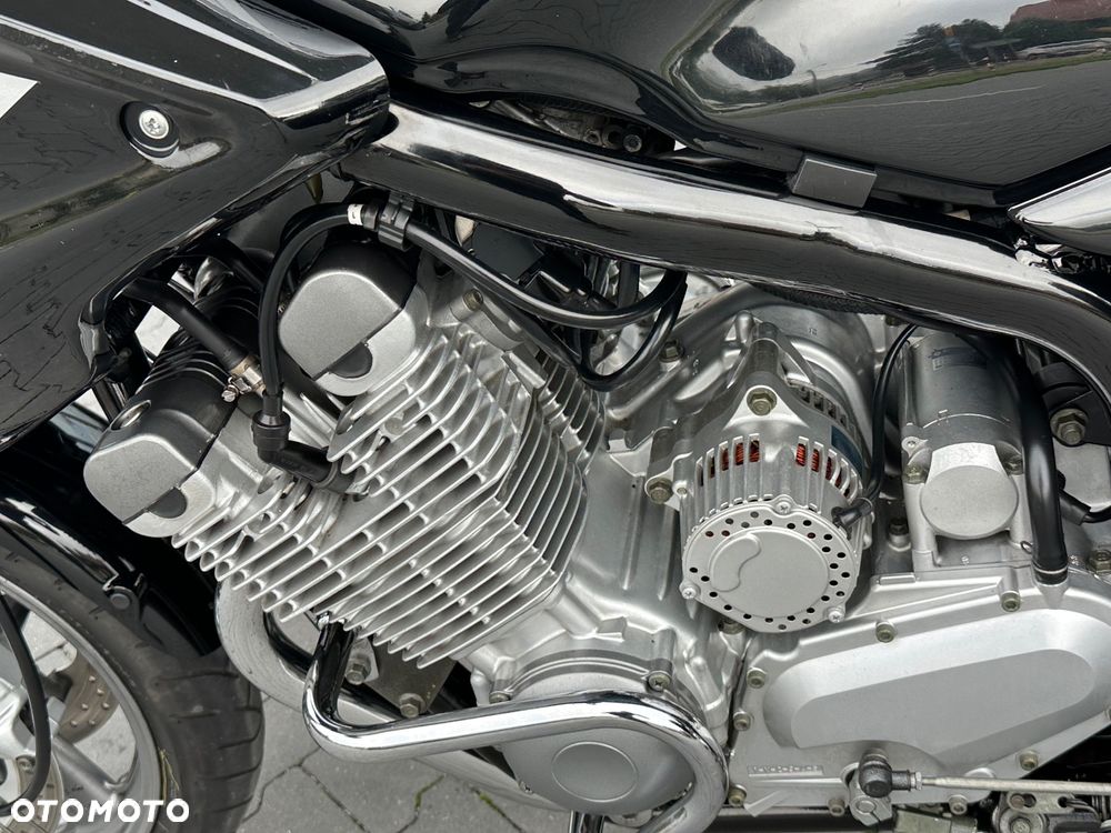 Yamaha XJ - 35