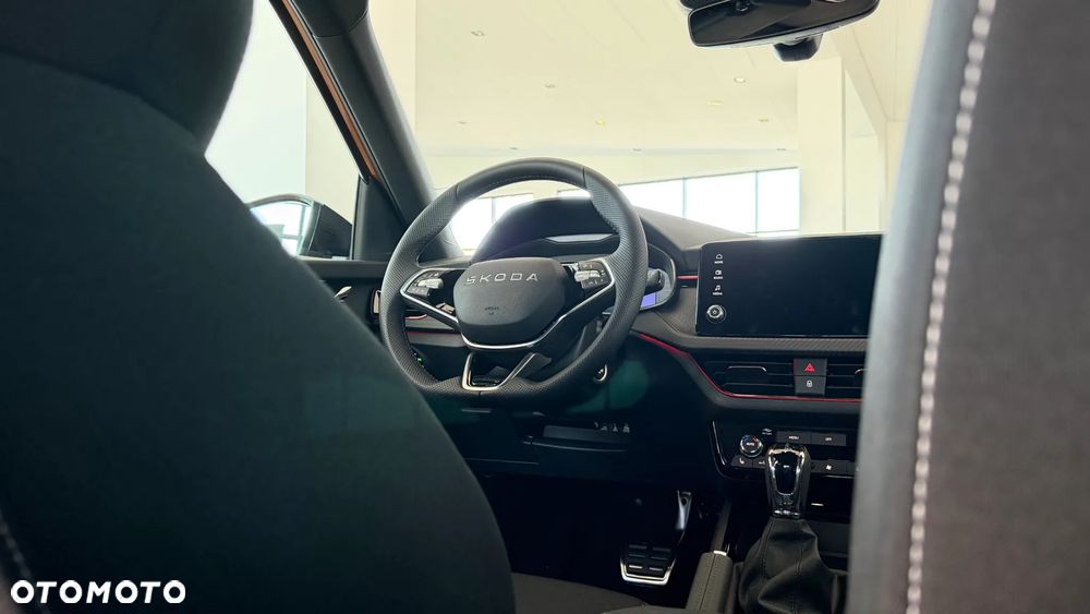 Skoda Kamiq 1.5 TSI Monte Carlo DSG - 32