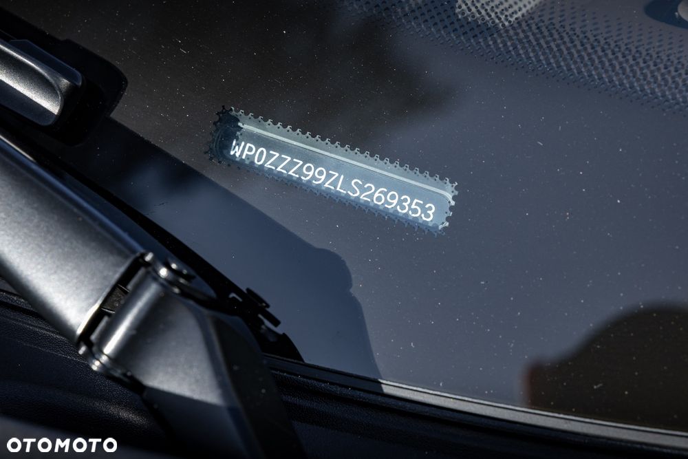 Porsche 911 Turbo S - 24