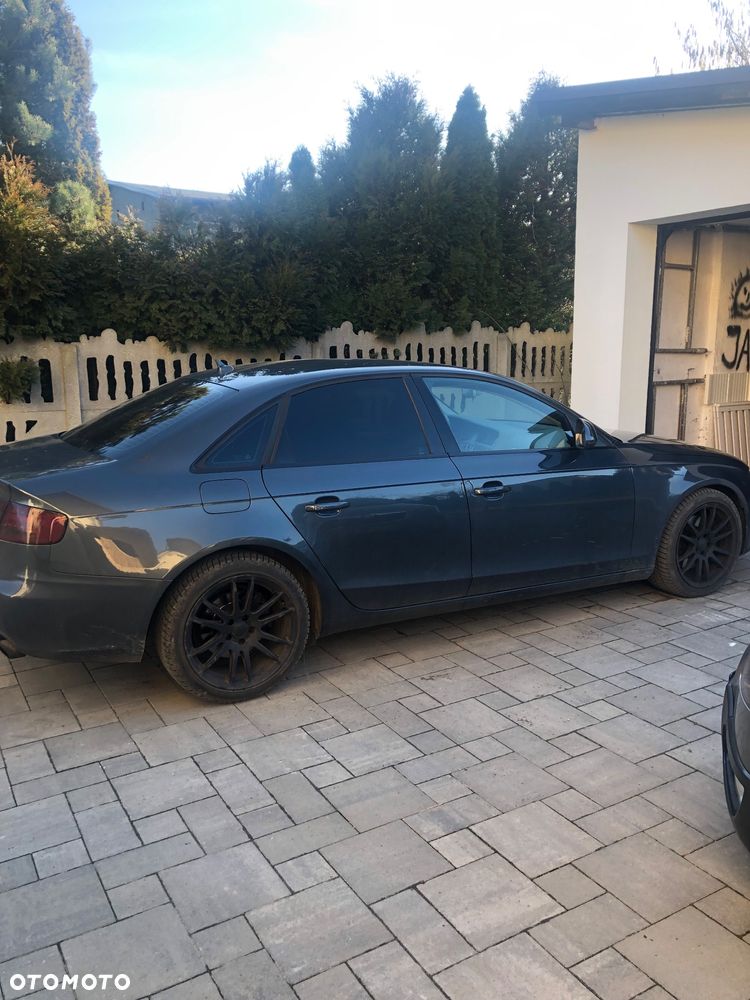 Audi A4 Limousine 3.2 FSI Quattro Tiptronic - 12