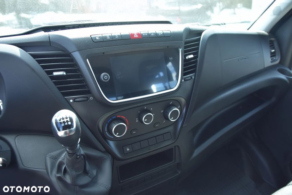 Iveco Daily wywrotka 50C18HZ - 17