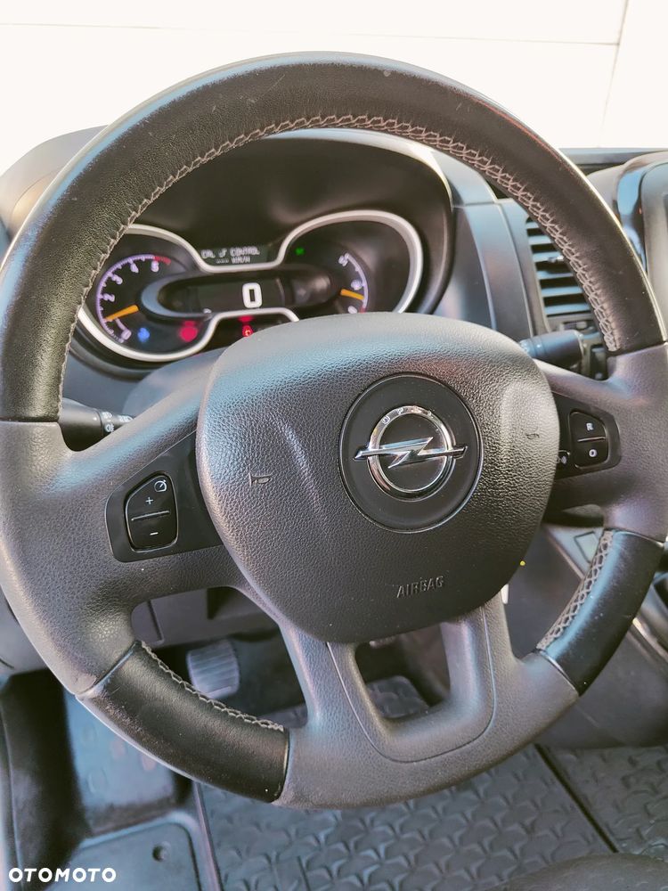Opel Vivaro L2H1 - 20