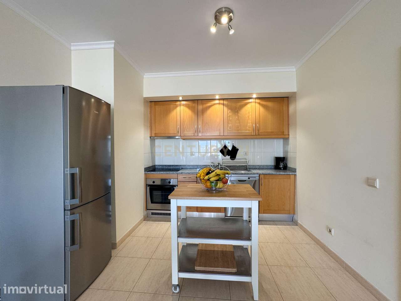Apartamento T2 Mobilado e Equipado com Piscina e Garagem no Alto do Qu - Grande imagem: 3/17