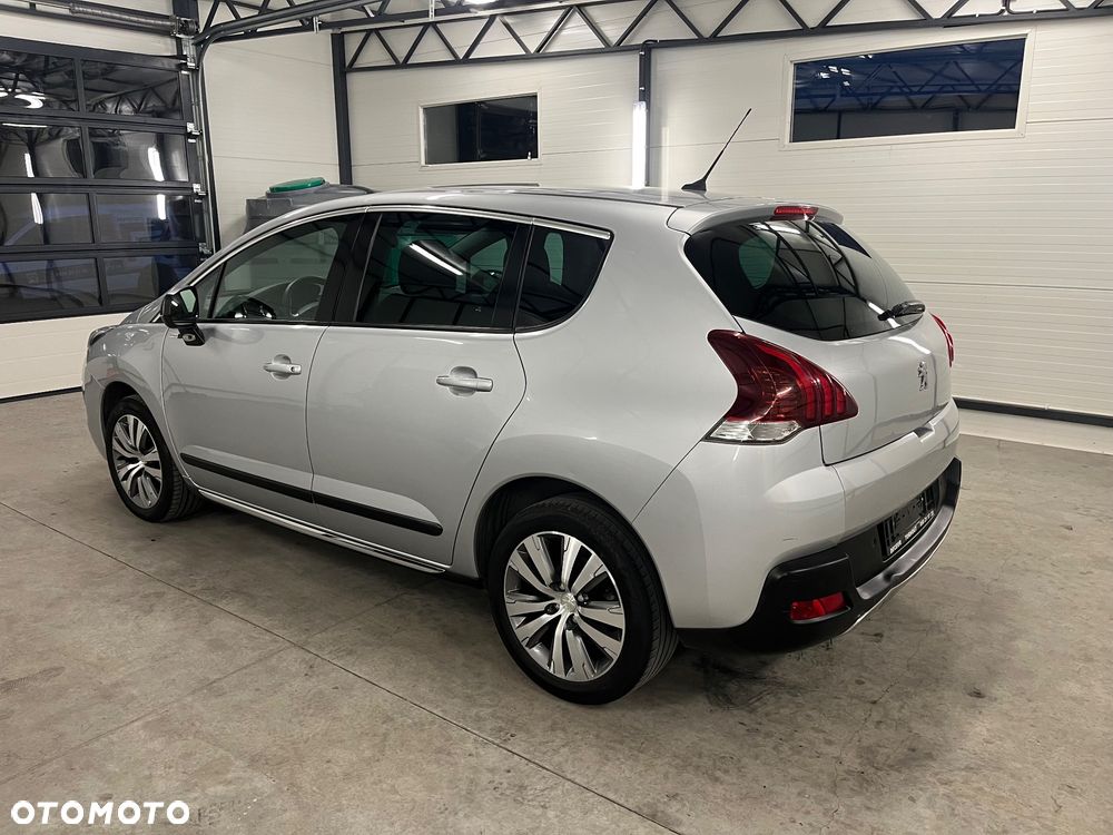 Peugeot 3008 HDi FAP 115 Style - 4