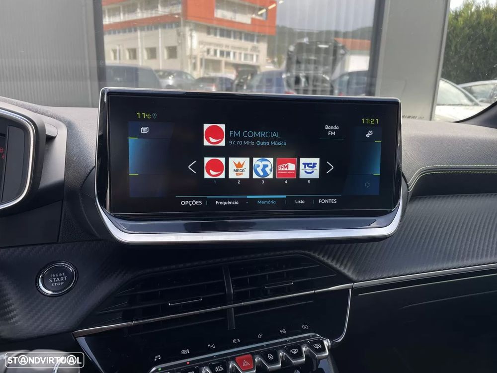 Peugeot e-208 50 kWh GT - 31