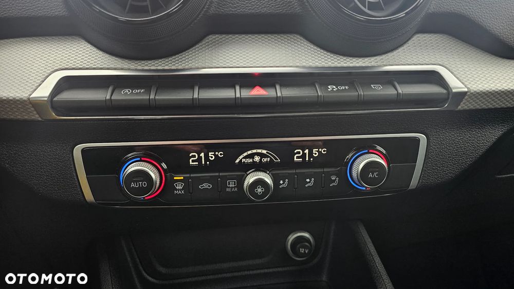 Audi Q2 30 TDI sport - 22