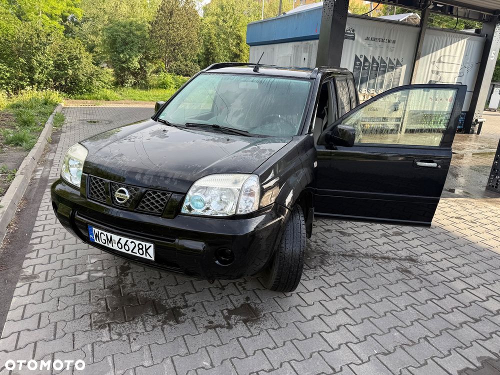 Nissan X-Trail - 1