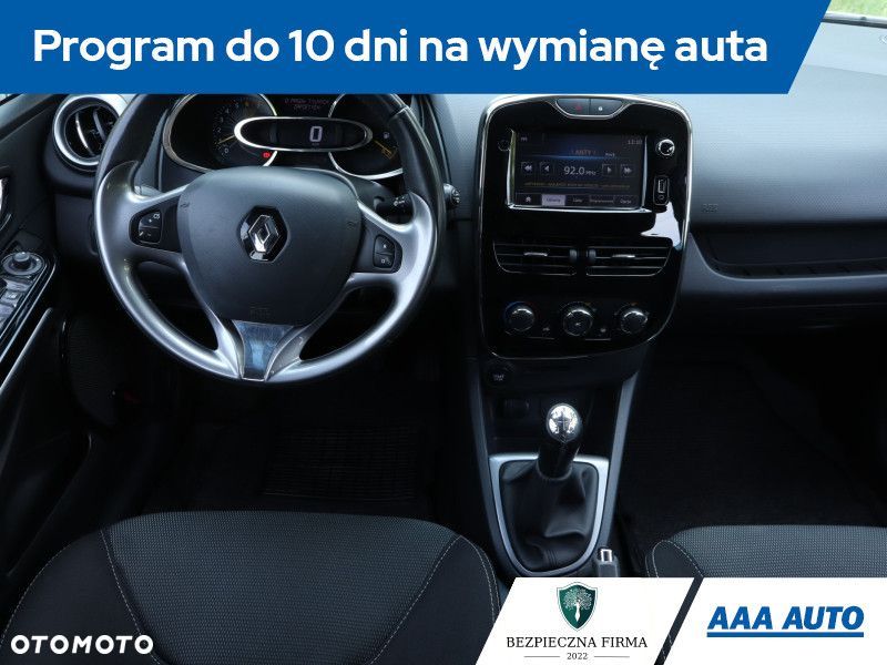 Renault Clio - 9