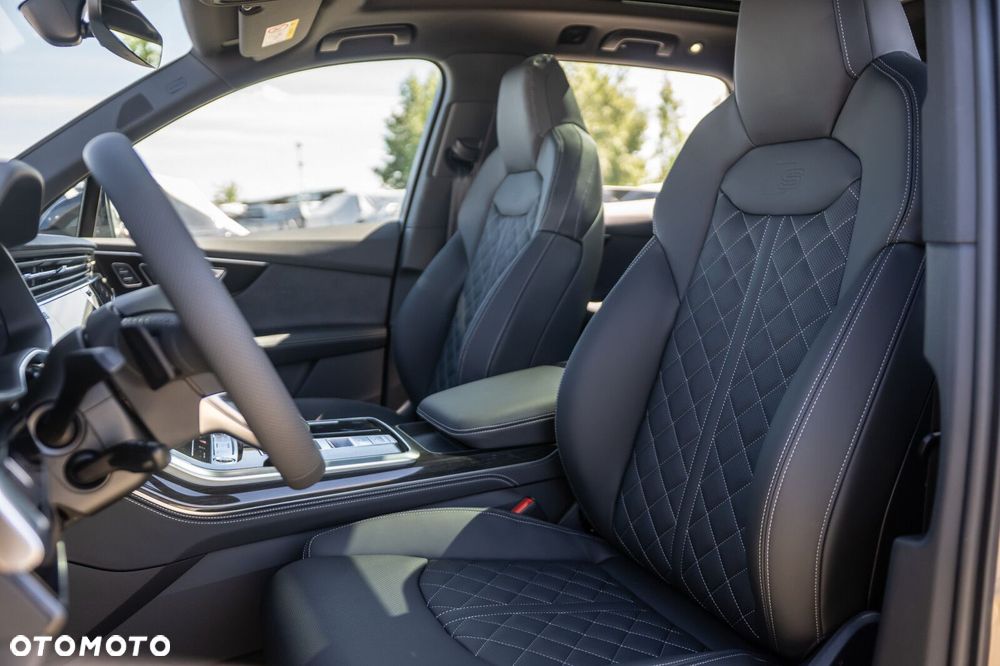 Audi Q7 - 13