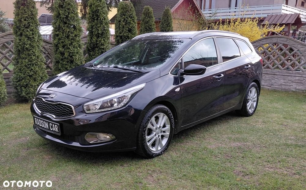 Kia Ceed 1.6 CRDi 128 Platinum Edition - 1