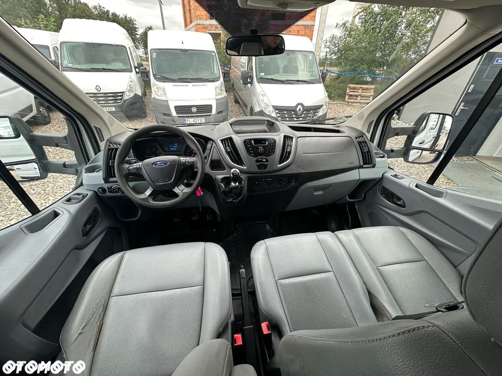 Ford Transit - 11