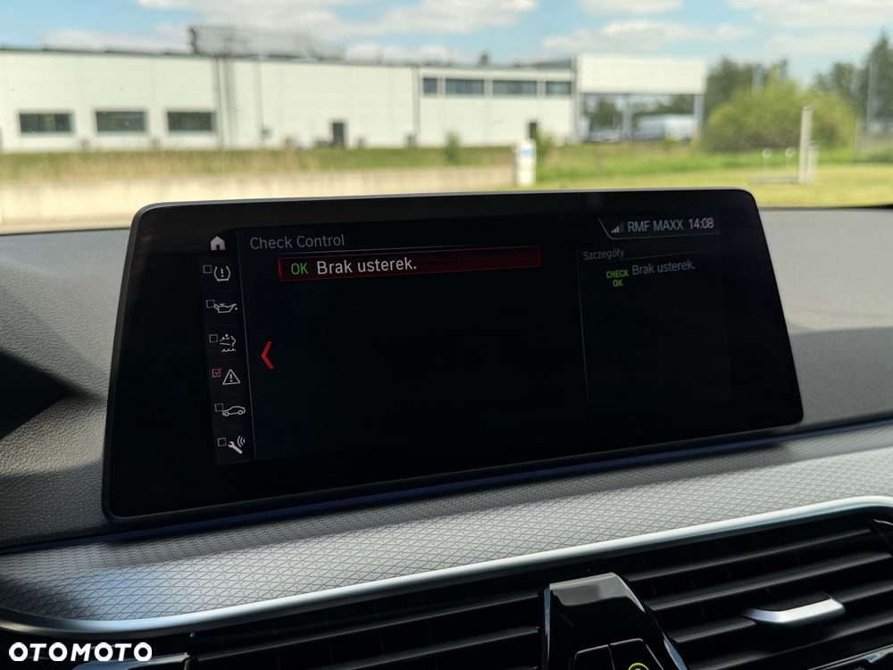 BMW Seria 5 520d xDrive M Sport sport - 17