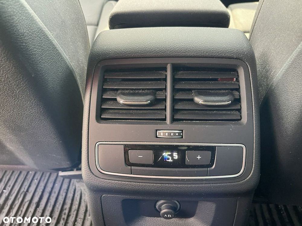 Audi A4 Avant 35 TFSI S tronic - 16