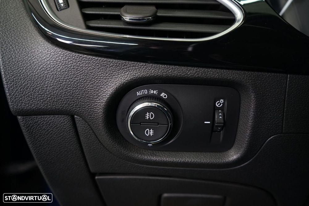 Opel Astra Sports Tourer 1.2 T Business Edition S/S - 26