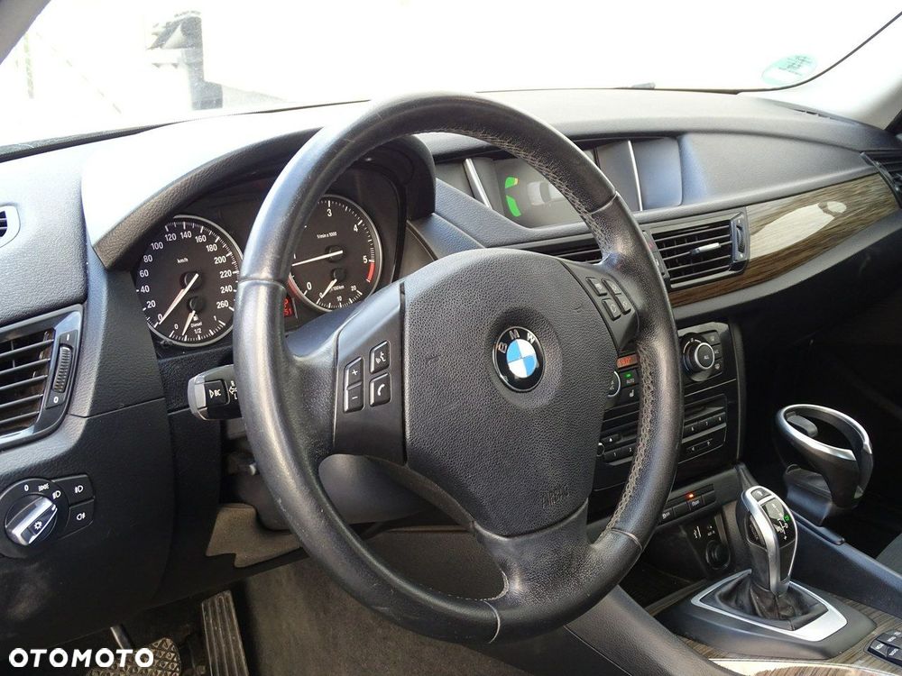 BMW X1 - 15
