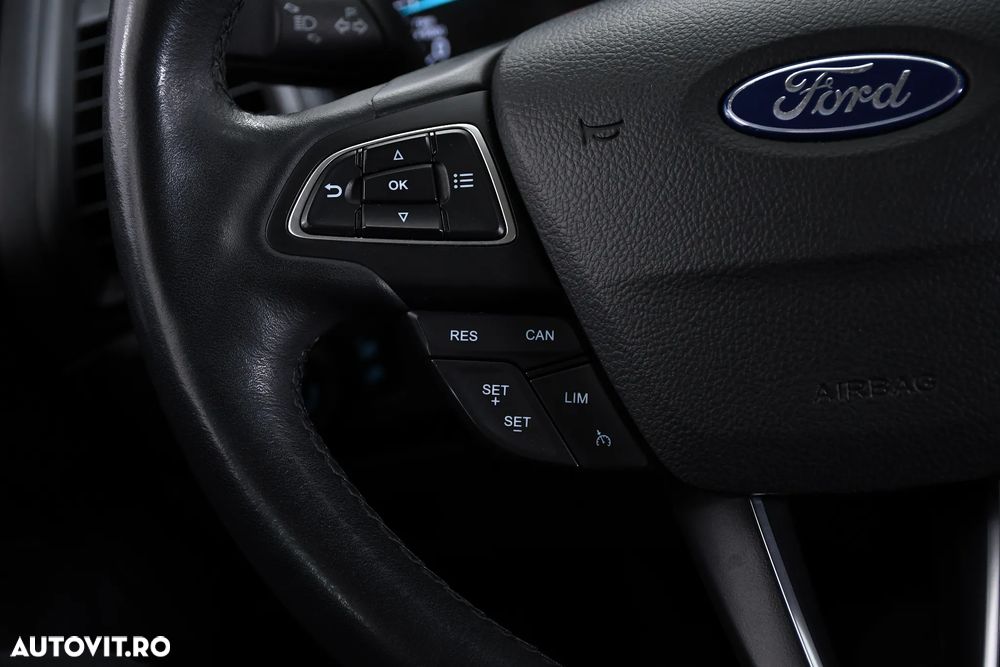 Ford EcoSport 1.0 EcoBoost Titanium - 31