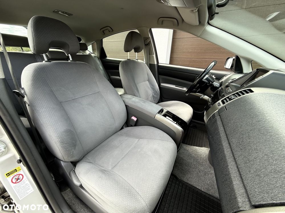 Toyota Prius 1.5 VVT-i Sol - 27