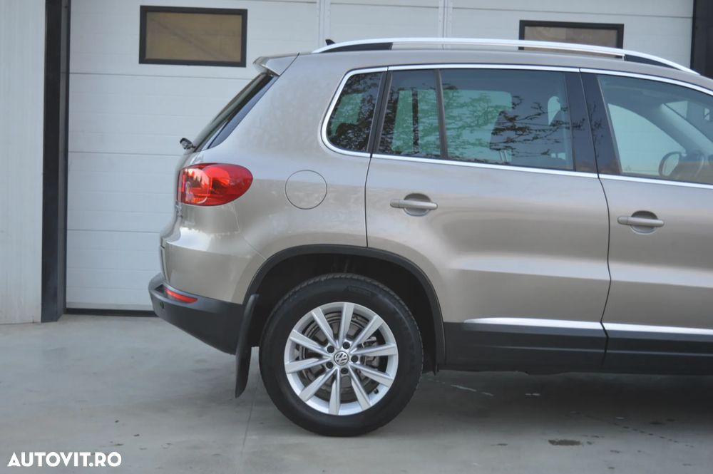 Volkswagen Tiguan 2.0 TDI DPF 4Motion BlueMotion Technology Sport & Style - 19