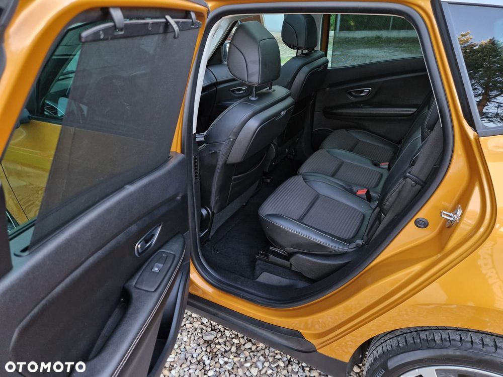 Renault Scenic - 11