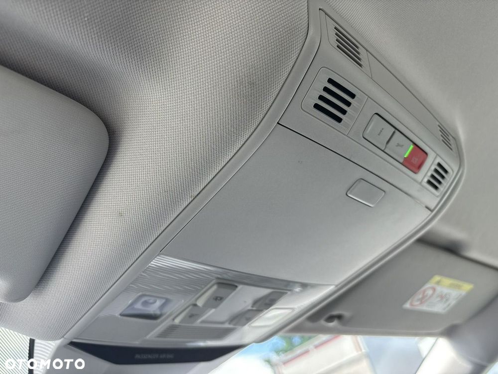 Volkswagen Passat 1.5 TSI EVO Business DSG - 26