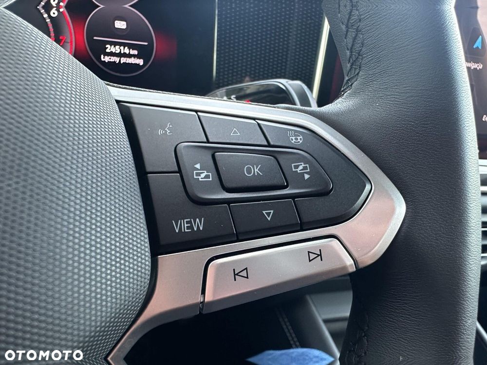 Volkswagen Tiguan - 19