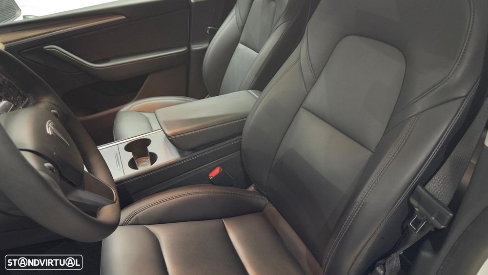 Tesla Model Y Performance Tração Integral - 25