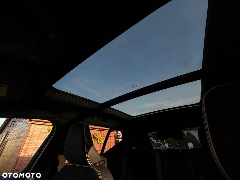 Volvo XC 40 T5 AWD R-Design - 28