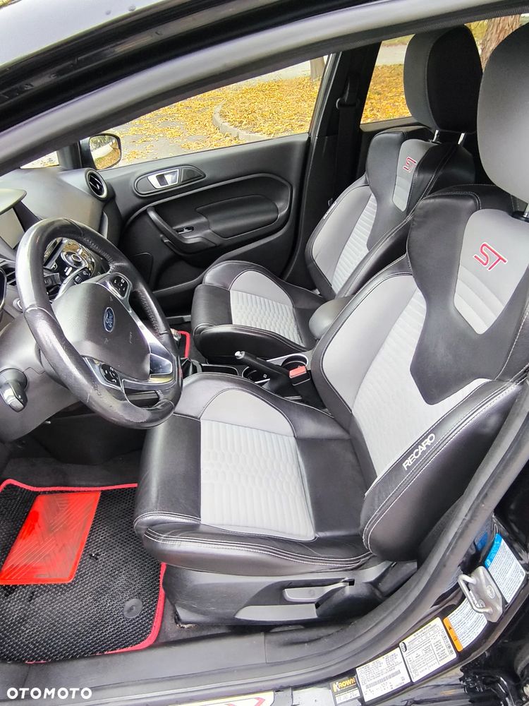 Ford Fiesta - 19