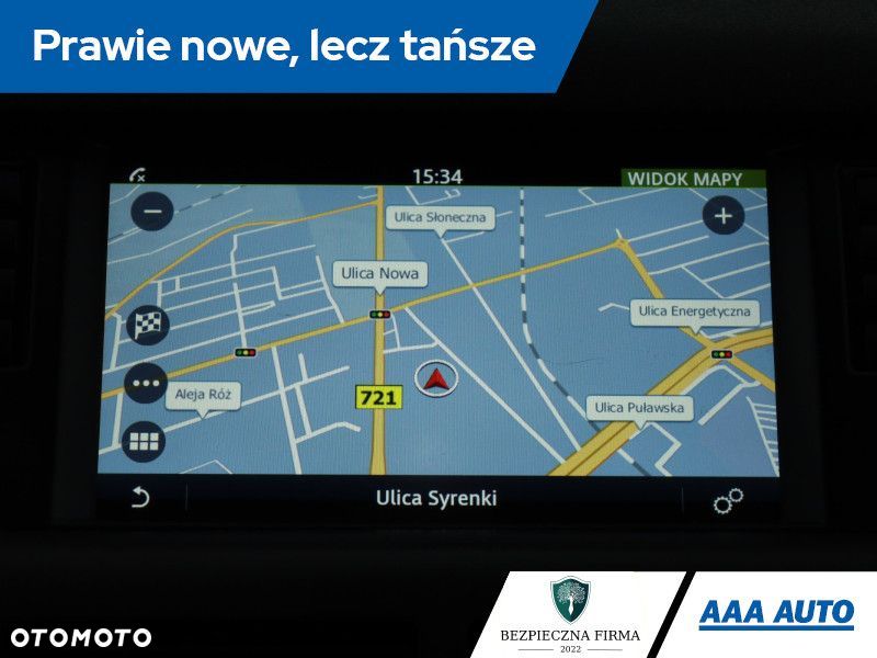 Land Rover Discovery Sport - 12