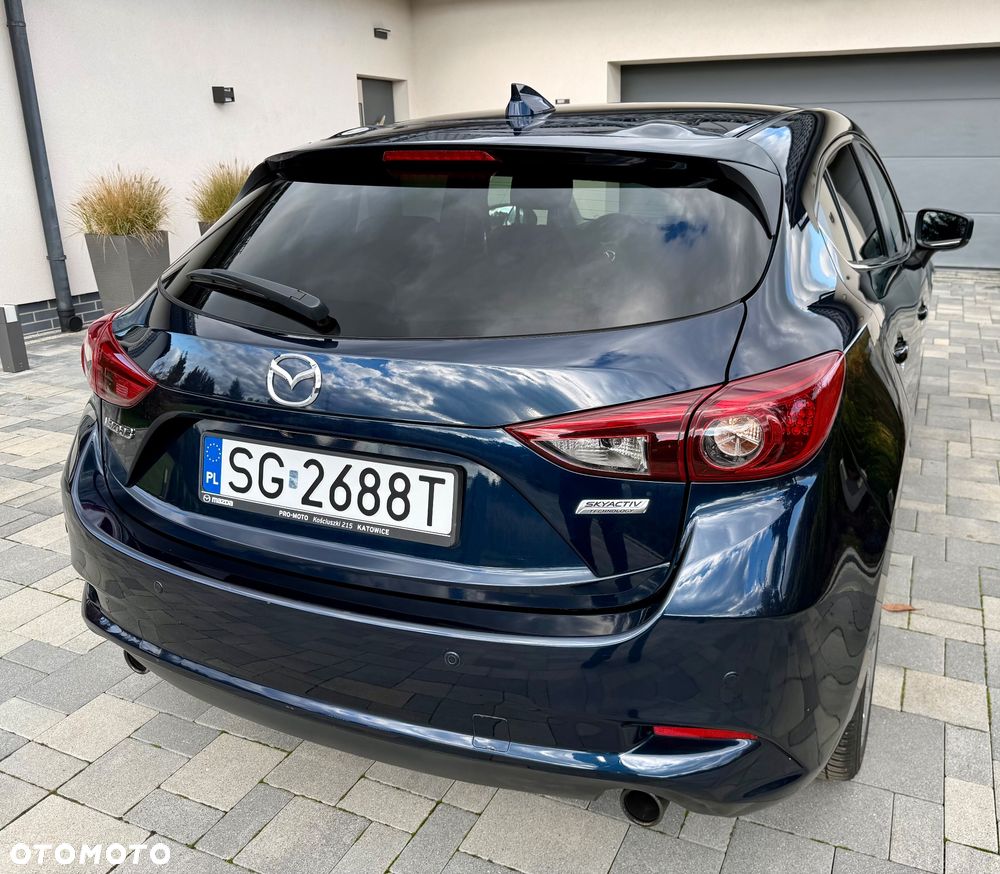Mazda 3 2017 photo 2